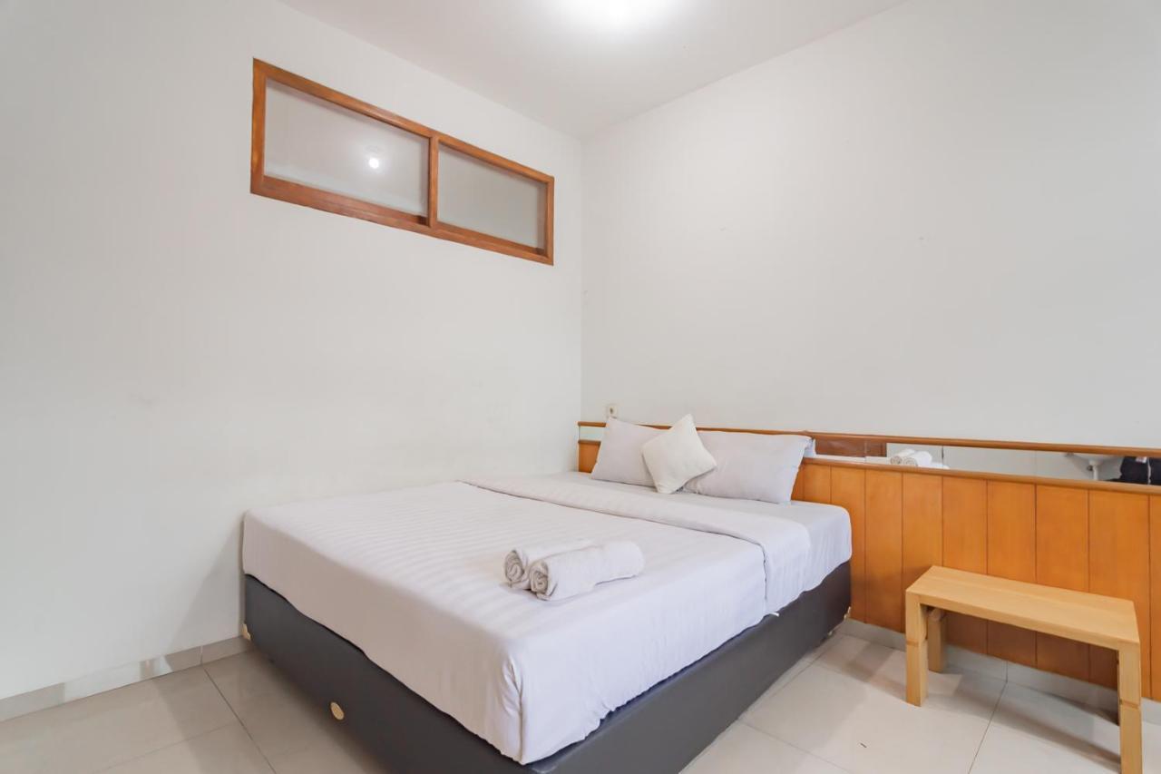 Imelda Residence Setrasari RedPartner Bandung Exterior foto
